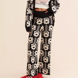 Anthropoligie! Floral COMFY Women's Pants